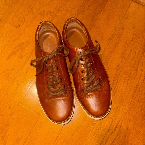 Allen Edmonds Tan Leather Sneakers with Fly Foam Inserts Made in Portugal - Picture 1 of 10